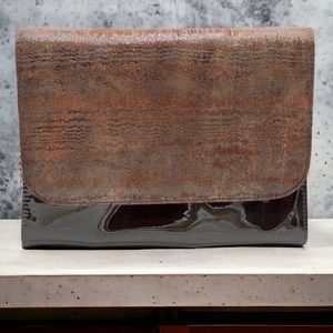 Bellini Brown Patent Faux Leather And Brown Suede Removable Chain Strap 9”Wx7”H